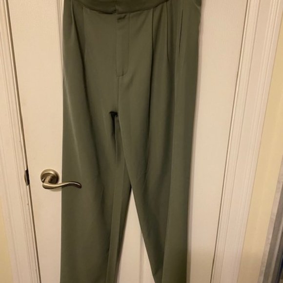 Nice Clothes for Sale - Picture 4 of 6